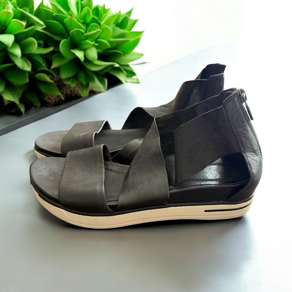 Eileen Fisher Sport Wide Strap Tumbled Soft Leather Sneaker Sandal Womens 6 - Picture 5 of 11